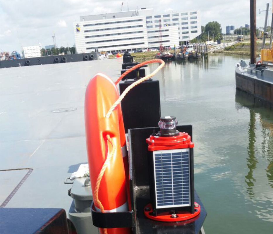 Luz solar para barcazas 3NM Bargesafe - Image 2