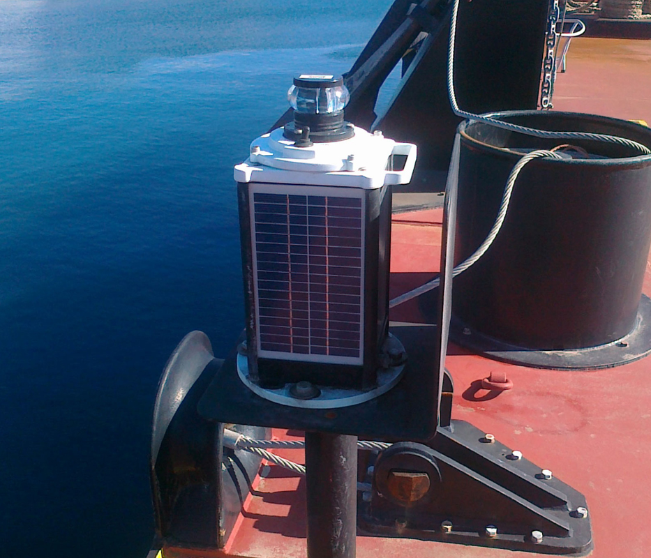 Luz solar para barcazas 3NM Bargesafe - Image 3